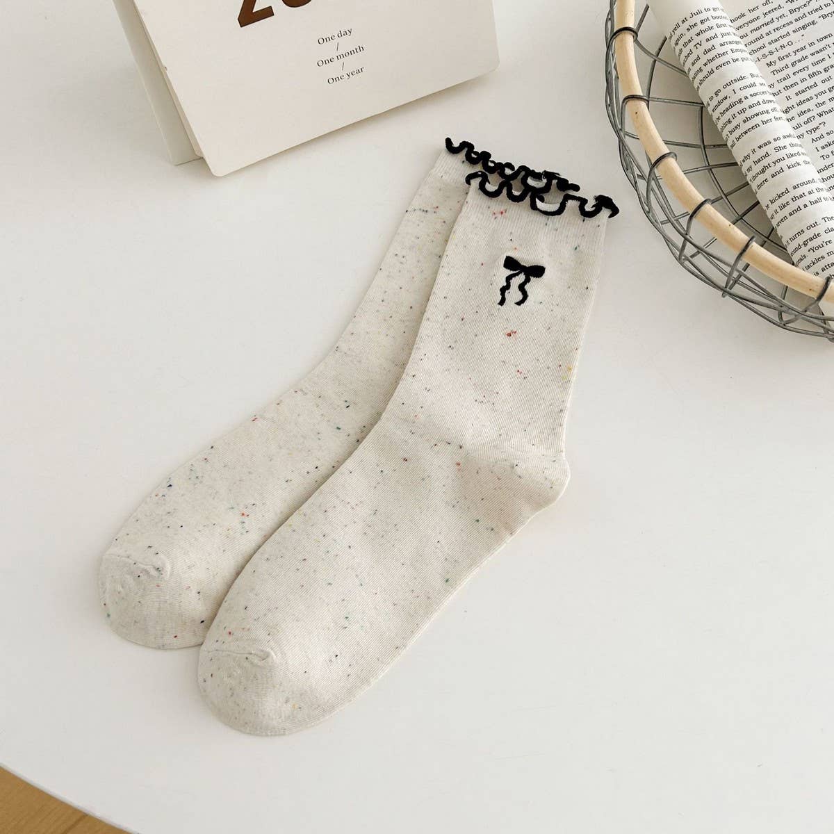 Ruffle Bows Embroidered Socks