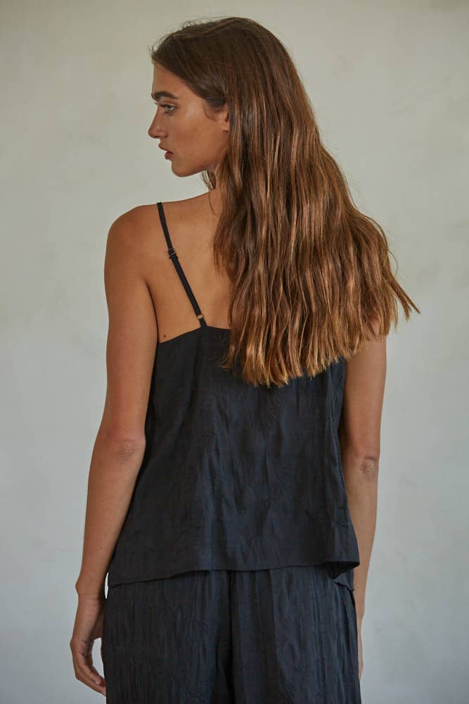 Black Simple Spaghetti Strap Top
