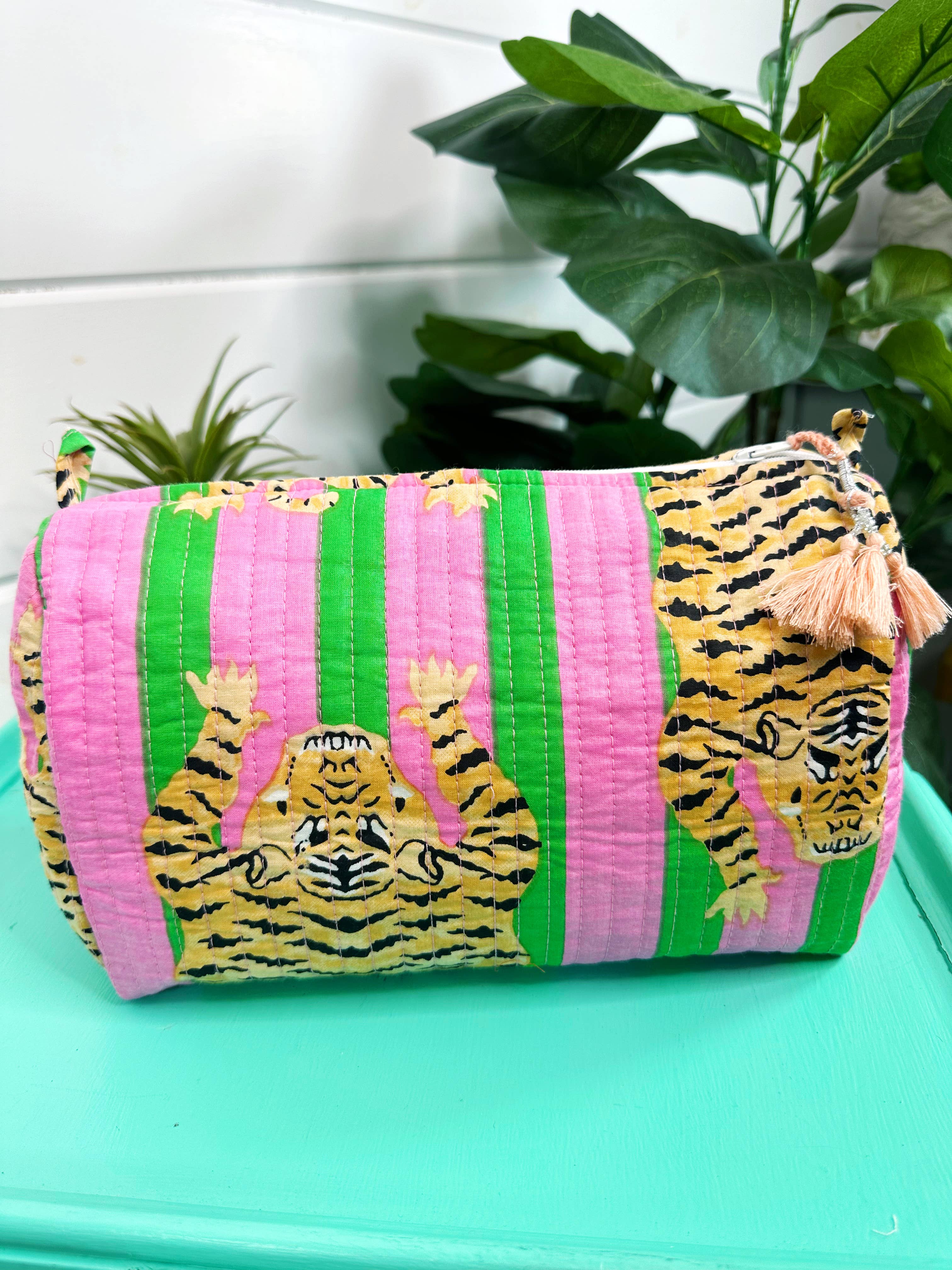 Tiger Large Print Quilted Makeup Bags