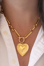 ETCHED HEART CHUNKY CHAIN STATEMENT NECKLACE | 40NK9576: GOLD