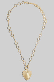 Intricate Heart Pendant Chain Necklace