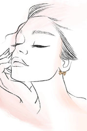 PEARL HUGGIE HOOP BOW HEARAT TRIO EARRINGS | 80E6968: GOLD