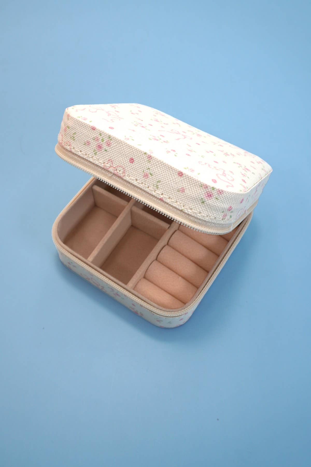 White Bow Jewelry Organizer Travel Case