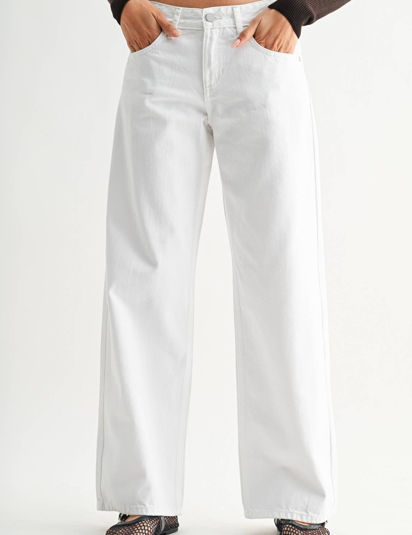Non Stretch Baggy Wide Leg — non stretch and pockets