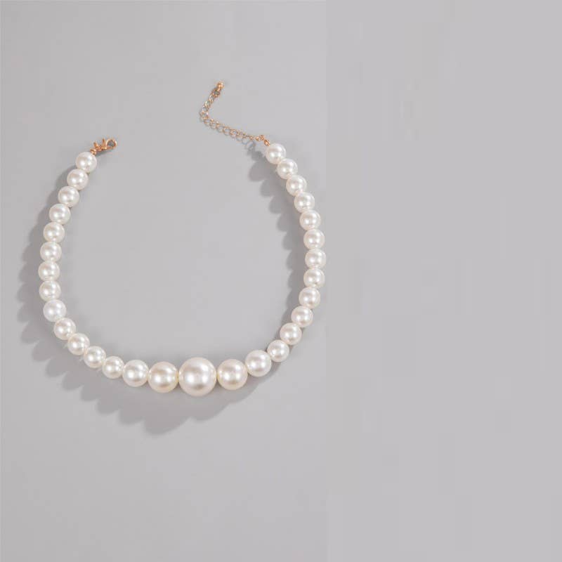 GRADUATED CLASSIC PUFFY PEARL NECKLACE | 40NK9493: PEARL