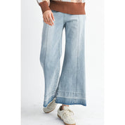 High-Rise Lt Denim Wide Leg Jean