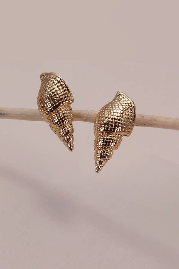 BEACH GOLD CONCH SEASHELL DROP EARRINGS