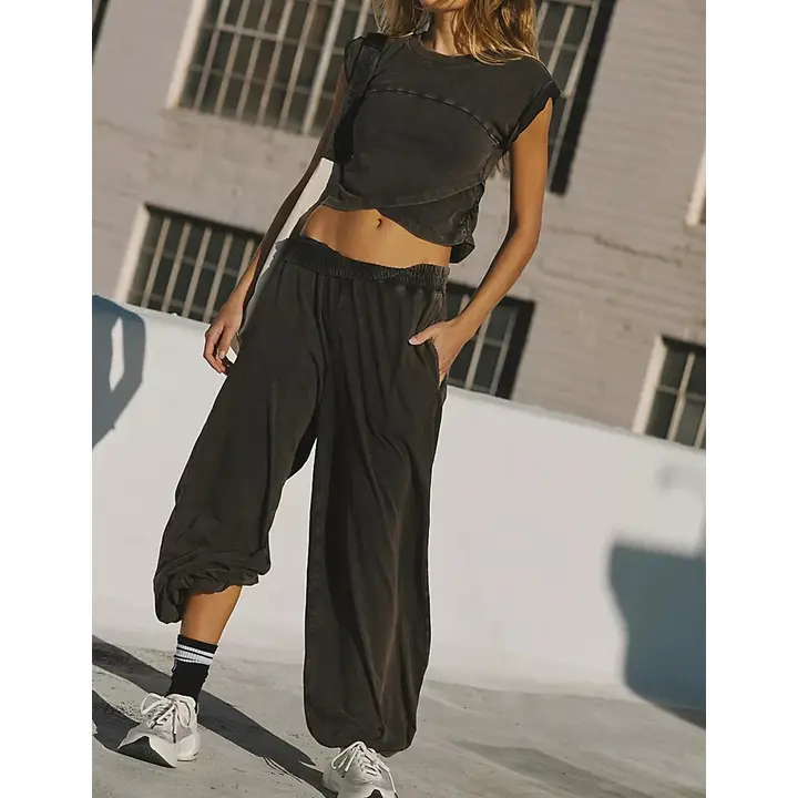 Black Solid Color Crop Top and Pants Set