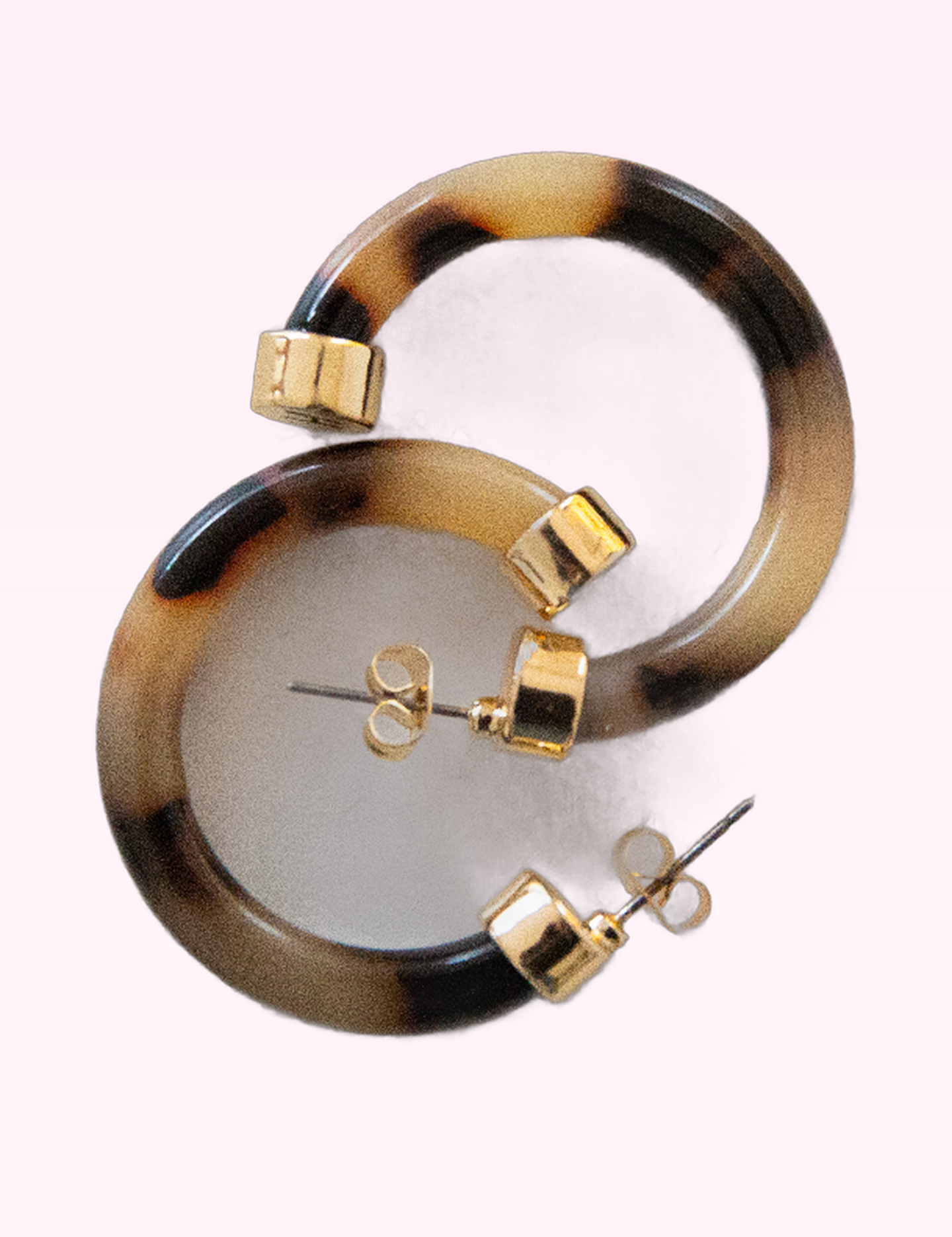 Ninety Nine Boutique super-pale pink accessory product photo: Lightweight Hypoallergenic Small Hoop Earrings - Tortoise Shell (September 30, 2026)