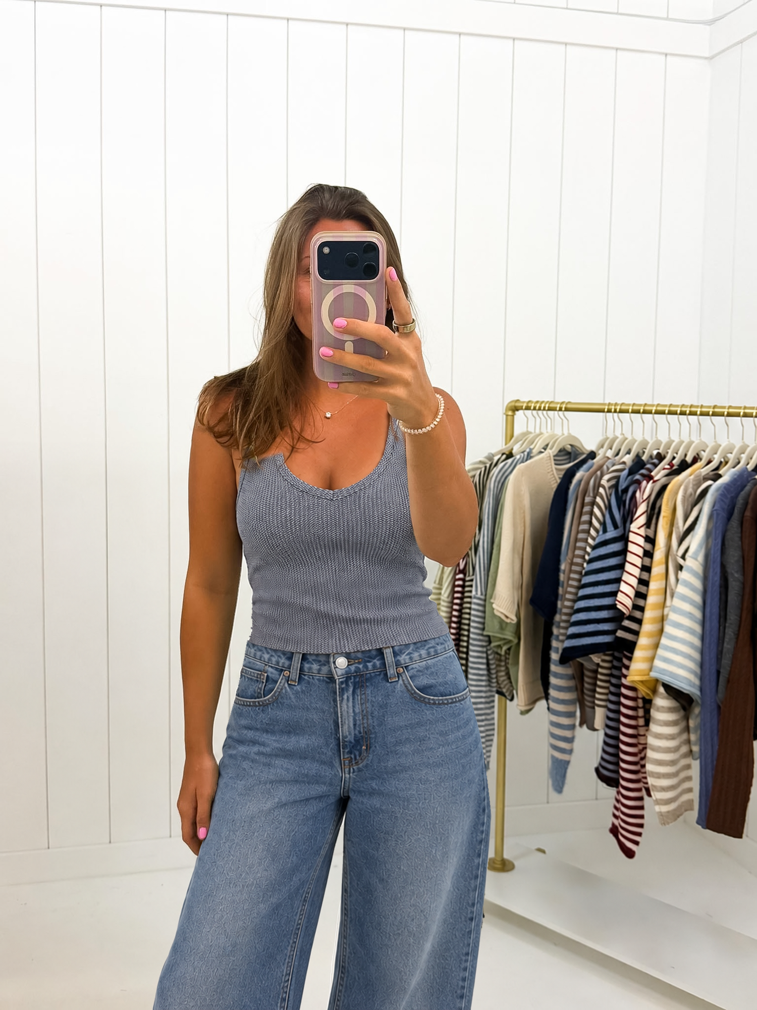 AI-assisted Gray Seamless Ribbed V-Neck Tank styling with vendor-reference hem placement, relaxed jeans and soft room lighting