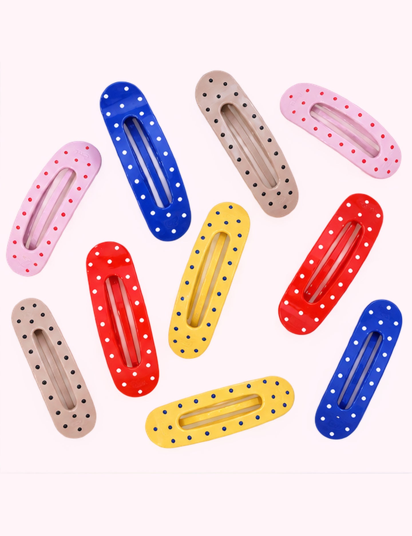 Ninety Nine Boutique super-pale pink accessory product photo: Polka Dot Oversized Lay Down Claw (October 1, 2026)