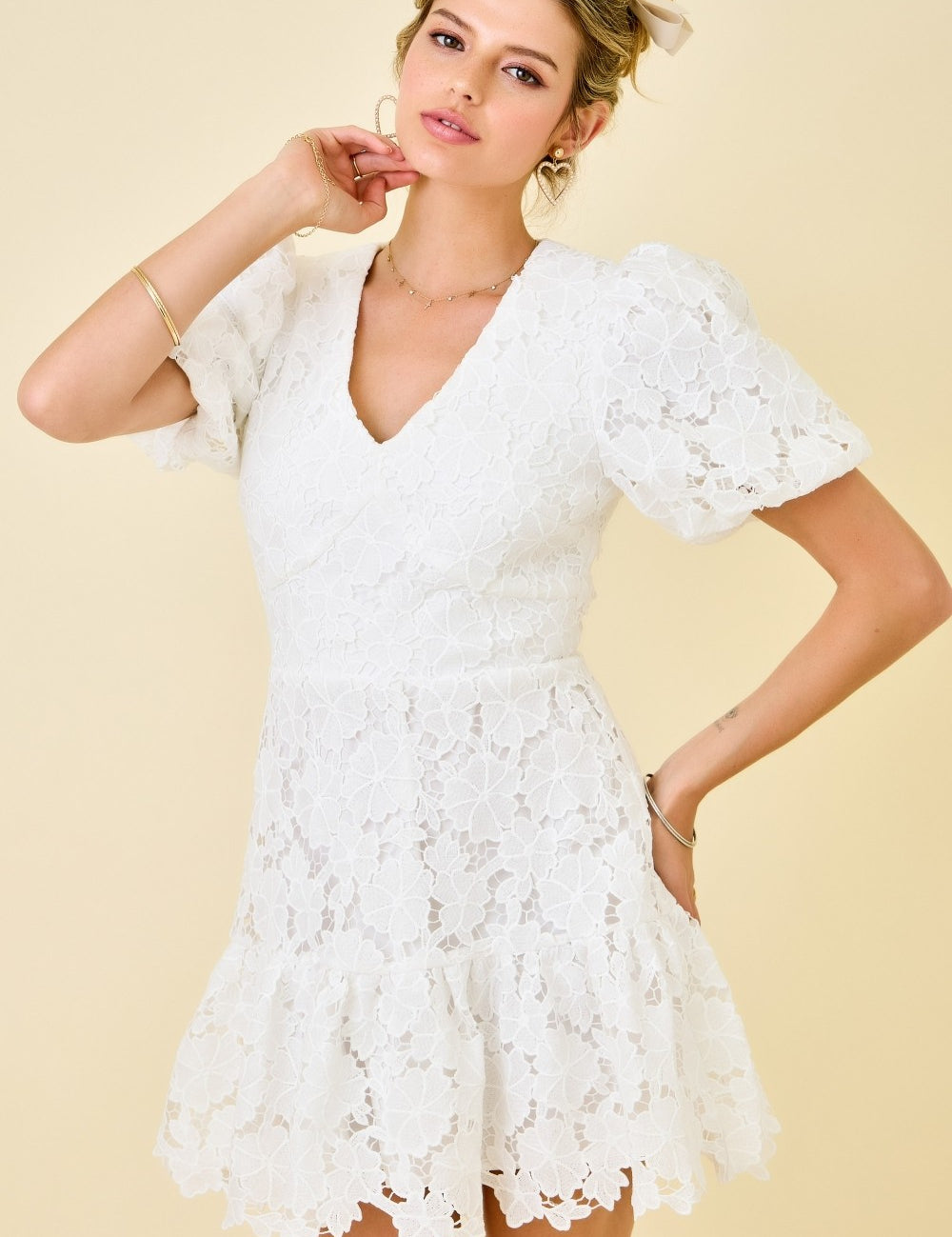 white6cb7260f-2fea-4475-8aba-f769c81ada1d.jpg